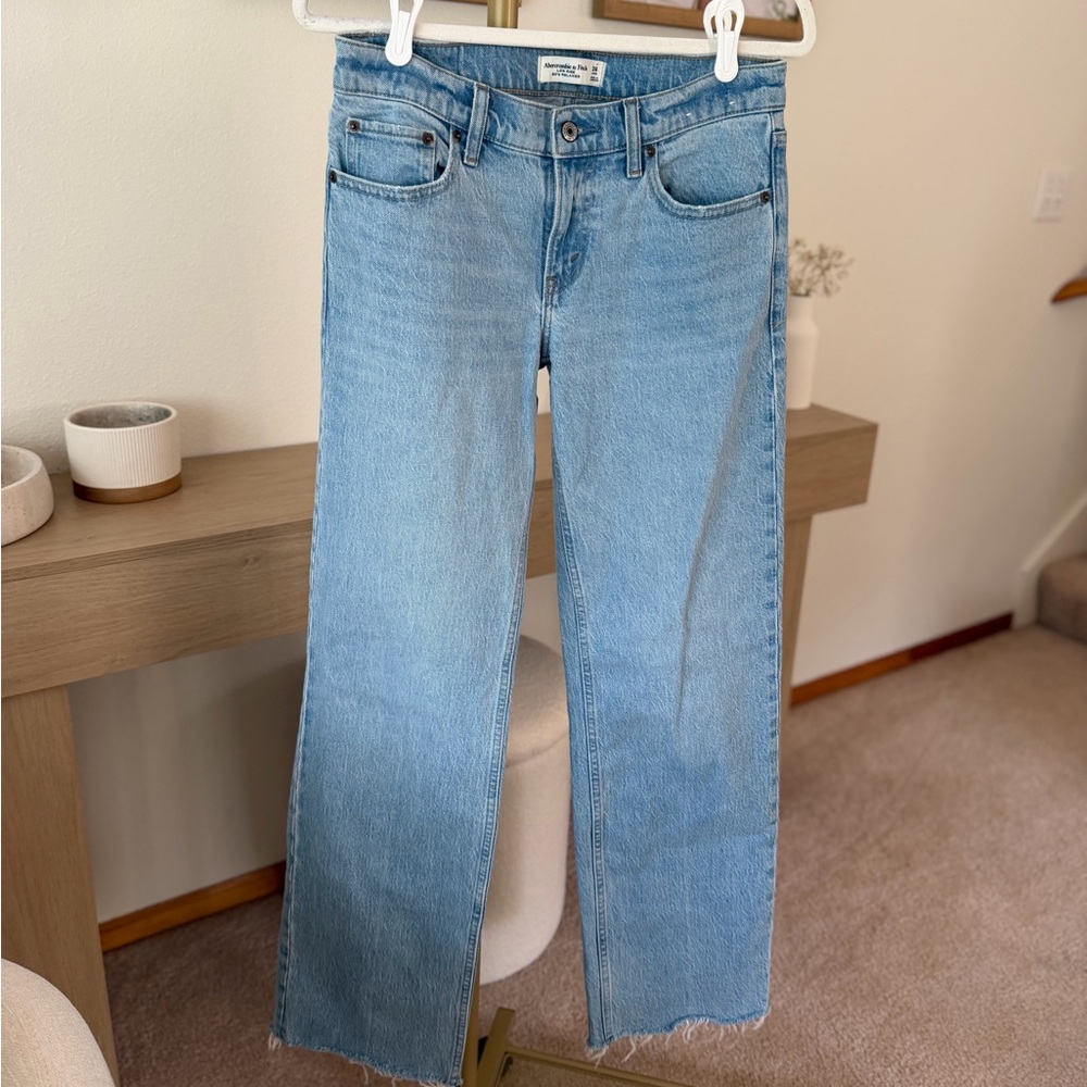 Abercrombie & Fitch Light Blue Straight-Leg Women's Jeans